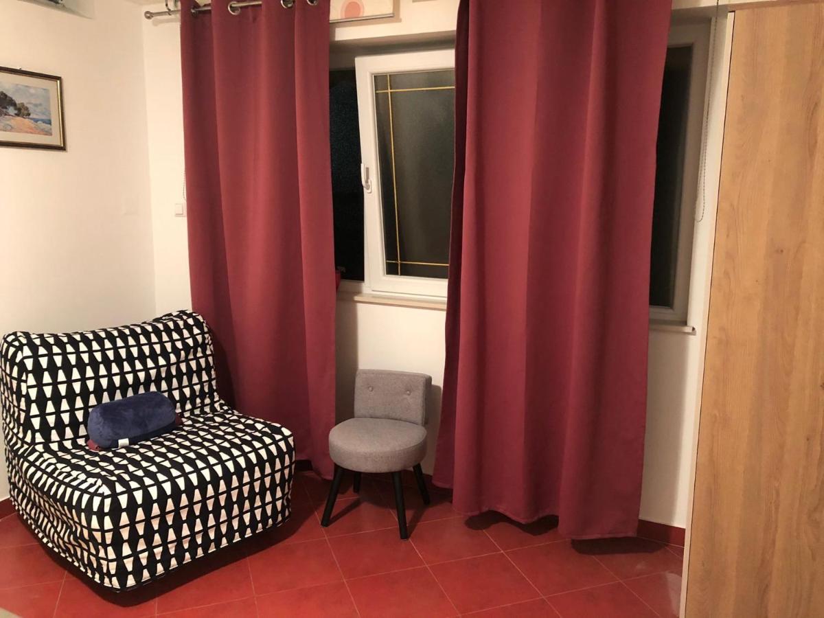 Apartment Danka Omiš Exteriör bild